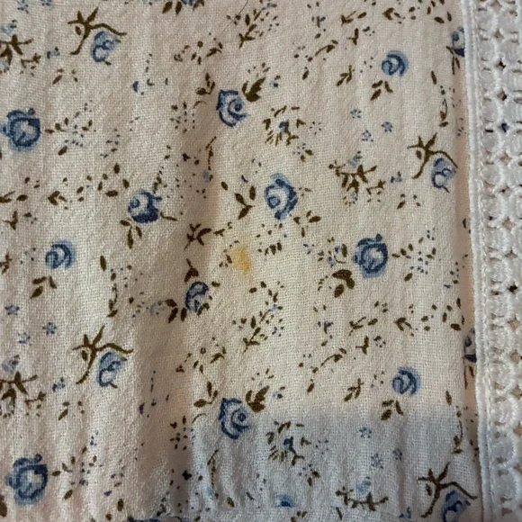 Roolee Floral Cream Dress with Puff Sleeves - Picture 6 of 6